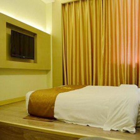 Bella Ingenious Hotel Dongying Extérieur photo